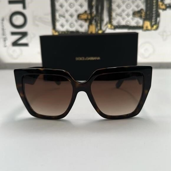 Dolce and Gabbana Brown Gradient Butterfly Ladies Sunglasses DG4438 502/13 55 - Picture 11 of 14